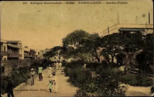 Ak Saint Louis Sénégal Senegal, Jardin Public, Passants