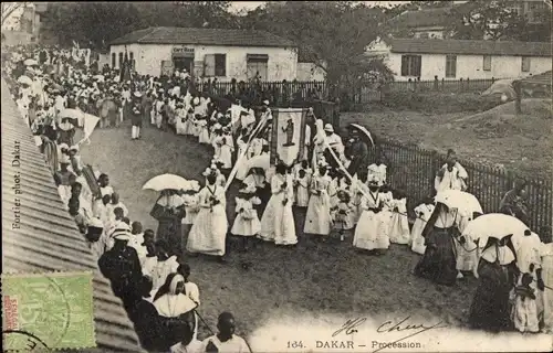 Ak Dakar Senegal, Procession