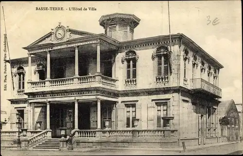 Ak Basse Terre Guadeloupe, l'Hôtel de Ville, Vorderansicht