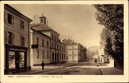 Ak Gérardmer Lothringen Vosges, l'Hôtel de Ville, Librairie, Papeterie, Straßenpartie