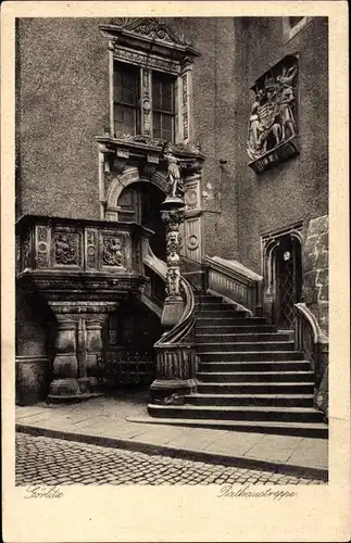 Ak Görlitz der Lausitz, Blick auf die Rathaustreppe