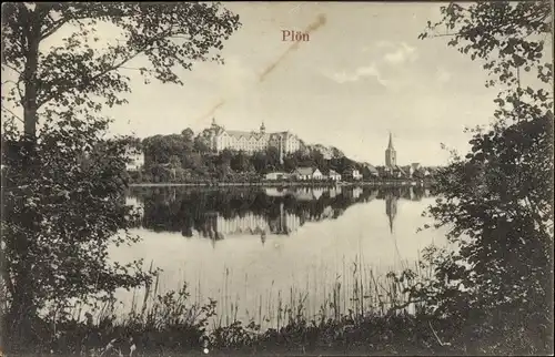 Ak Plön in Schleswig Holstein, Uferpartie mit Blick zum Ort