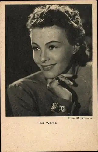 Ak Schauspielerin Ilse Werner, Portrait