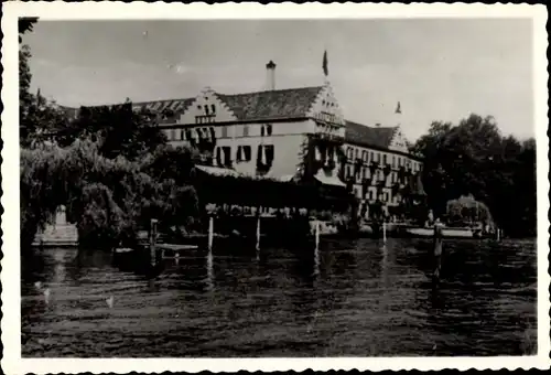 Ak Konstanz am Bodensee, Inselhotel, Gesamtansicht, Uferpartie