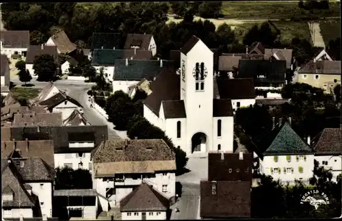 Ak Neuenburg am Rhein, Liebfrauenkirche mit Ort aus der Vogelschau