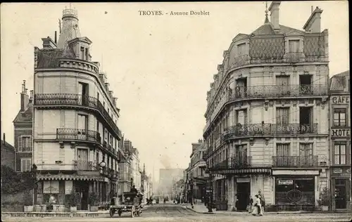 Ak Troyes Aube, Avenue Doublet, Café Hôtel, Straßenpartie