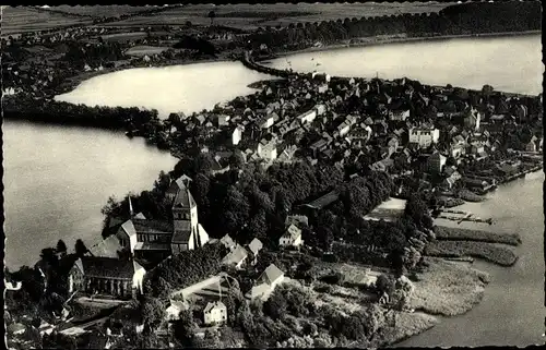Ak Ratzeburg in Schleswig Holstein, Panorama vom Ort, Dom, Fliegeraufnahme