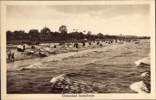 Ak Scharbeutz in Ostholstein, Strandpartie, Strandkörbe, Pavillon, Sandburgen, Wellen