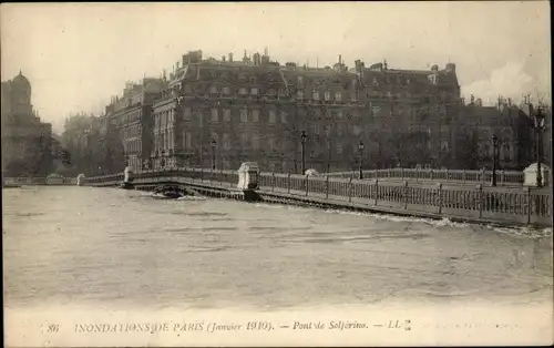 Ak Paris, Les Inondations 1910, Pont de Solferino, Hochwasser, Levy & Fils 86