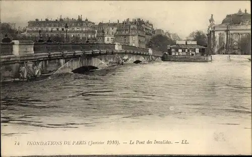 Ak Paris, Les Inondations 1910, Le Pont des Invalides, Hochwasser, Levy & Fils 74