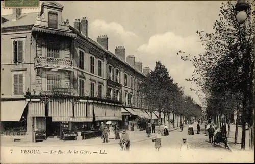 Ak Vesoul Haute Saône, La Rue de la Gare, J. B. Combeau, Straßenpartie, Levy & Fils 7