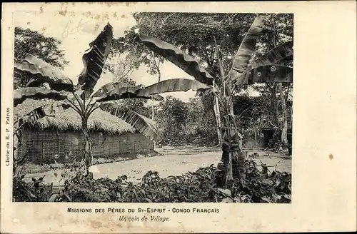 Ak Französisch Kongo, Missions des Pères du St. Esprit, Un Coin de Village