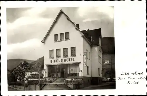 Ak Kordel in der Eifel, Eifel Hotel von Lorenz Hein, Terrasse