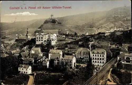 Ak Cochem an der Mosel, Kaiser Wilhelm Tunnel, Eisenbahnstrecke, Stadtpanorama