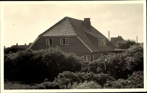 Foto Ak Westerland auf Sylt, Wohnhaus, Gesamtansicht