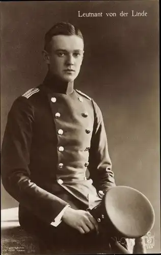 Ak Leutnant Otto von der Linde, Portrait in Uniform