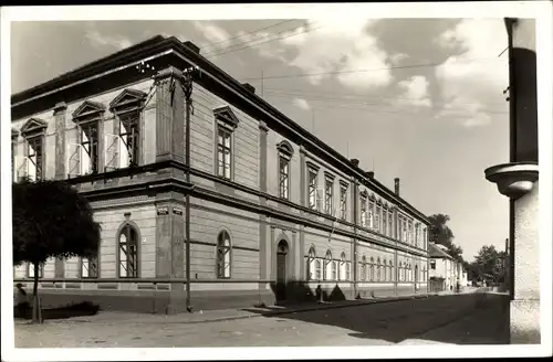 Ak Dašice Daschitz Reg. Pardubice, Straßenpartie, Gebäude