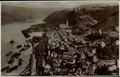 Ak Oberwesel in Rheinland Pfalz, Fliegeraufnahme vom Ort