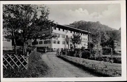 Ak Jungholz in Tirol, Sporthotel Adler, Inh. M. Kögl. Außenansicht