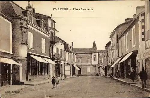 Ak St. Astier Dordogne, Place Gambetta