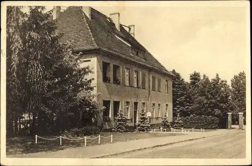 Ak Zossen in Brandenburg, Truppenübungsplatz, Gebäude, Straßenansicht