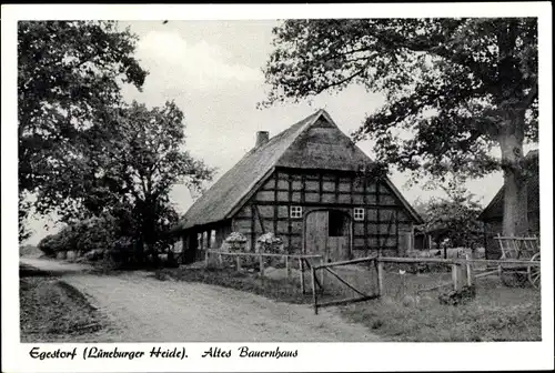 Ak Egestorf Lüneburger Heide, Altes Bauernhaus, Gehöft, Scheune