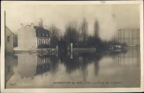 Ak Paris, Inondation de 1910, Près du Pont de Chatou