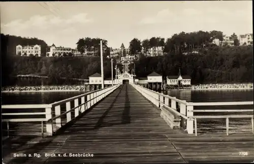 Ak Ostseebad Sellin auf Rügen, Blick v. d. Seebrücke, Hotels