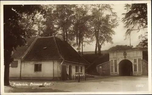 Ak Fredericia Dänemark, Prinsens Port, Straßenpartie