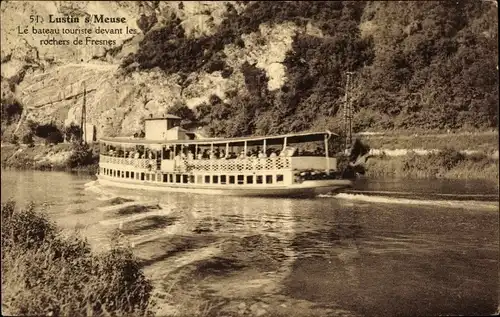 Ak Lustin Profondeville Wallonien Namur, Le bateau touriste devant les rochers de Fresnes