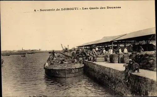 Ak Djibouti Dschibuti, Les quais des douanes, Hafen, Lastkahn