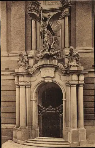 Foto Ak Hamburg, Haupteingang der St. Michaeliskirche 1912