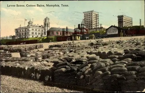 Ak Memphis Tennessee USA, Levee Scene, Cotton Bales, Baumwollbündel, Lagerhalle