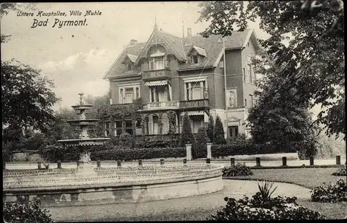 Ak Bad Pyrmont in Niedersachsen, Untere Hauptallee, Villa Muhle, Brunnen