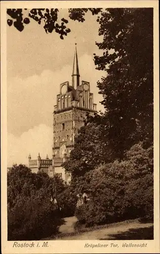 Ak Rostock in Mecklenburg Vorpommern, Kröpeliner Tor, Wallansicht, Bäume