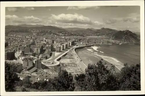 Ak San Sebastian Baskenland, Ensanche de Gros y futura Playa, Blick auf den Ort