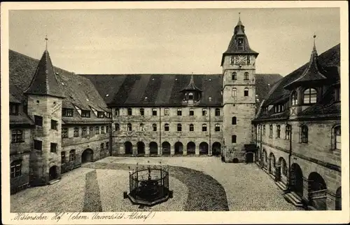 Ak Altdorf in Mittelfranken, Historischer Hof, Schloss, Brunnen
