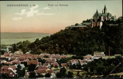 Ak Wernigerode am Harz, Totalansicht, Blick auf Schloss und Schlossberg