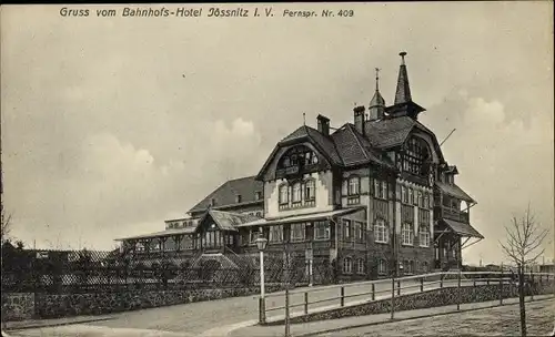 Ak Jößnitz Vogtland, Bahnhof Hotel, Außenansicht von der Straße