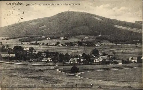 Ak Neukirch in der Lausitz, Panorama vom Ort mit Blick zum Valtenberg