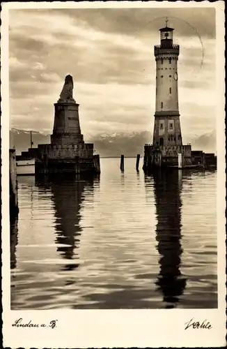 Ak Lindau am Bodensee Schwaben, Leuchtturm, Löwe