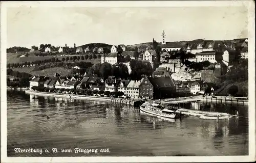 Ak Meersburg am Bodensee Baden Württemberg, Hafen vom Flugzeug aus gesehen