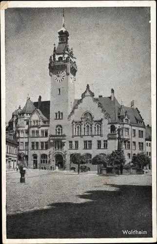 Ak Waldheim in Mittelsachsen, Rathaus, Uhrentum, Rathausplatz