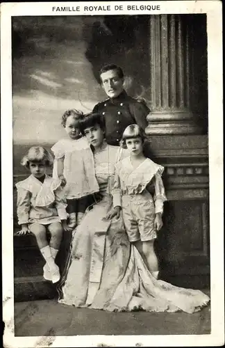 Ak Famille Royale de Belgique, König Albert I. von Belgien, Königin Elisabeth Gabriele, Kinder