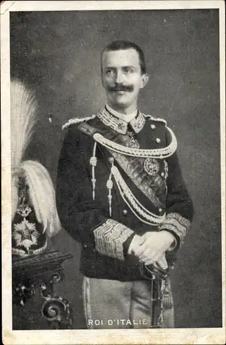 Ak Viktor Emanuel III. König von Italien, Portrait in Uniform