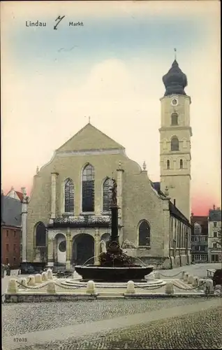 Ak Lindau am Bodensee Schwaben, Markt, Brunnen, Kirche