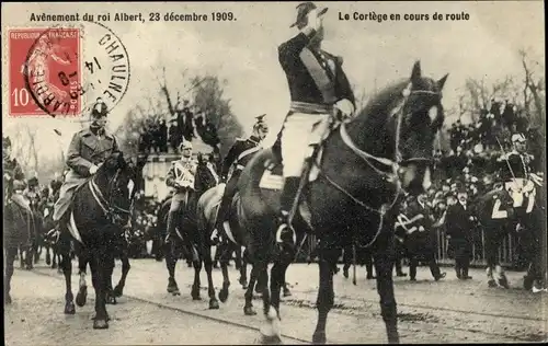 Ak Avènement du roi Albert 1909, le cortège en cours de route, König Albert I. von Belgien