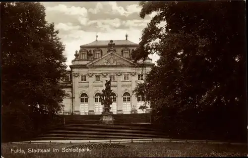 Ak Fulda in Osthessen, Stadtsaal im Schlosspark