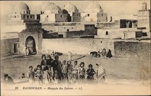 Ak Kairouan Tunesien, Mosquée des Sabres, Moschee, Kinder