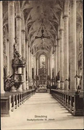 Ak Straubing an der Donau Niederbayern, Stadtpfarrkirche St Jakob, Innenansicht, Kreuz, Jesus